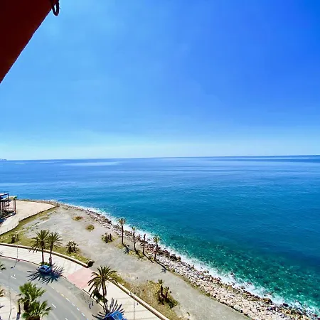 Precioso Apartamento En Primera Linea De Playa *