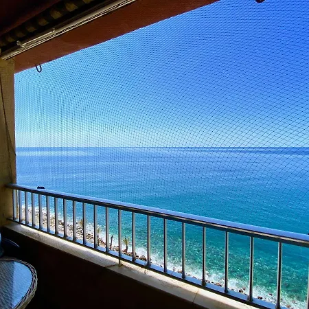 Precioso Apartamento En Primera Linea De Playa
